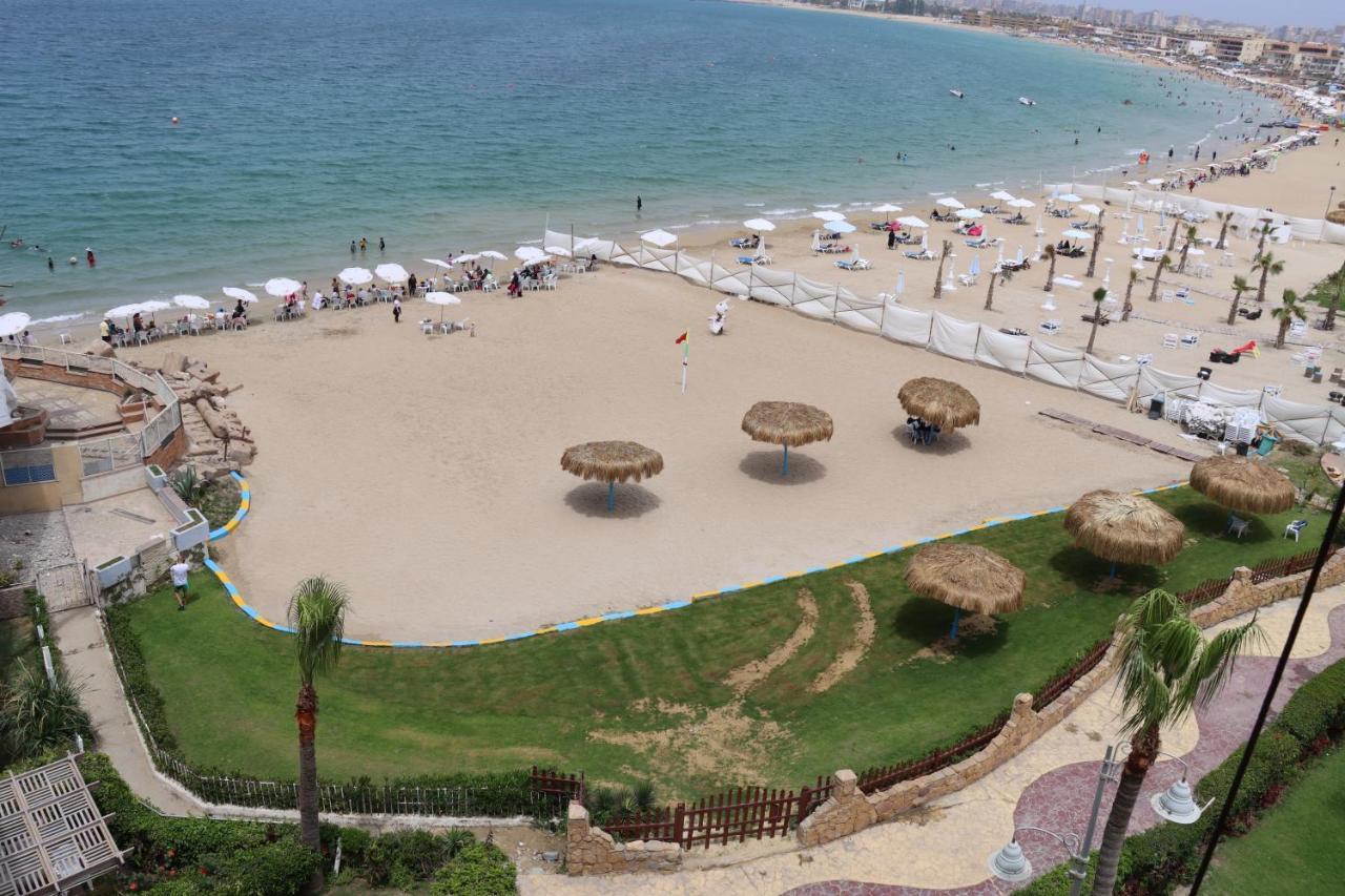 Luxury Mamoura Private Apartment