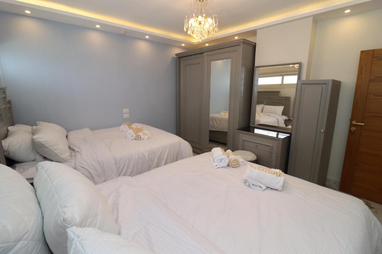 Apartment Luxury Mamoura Private