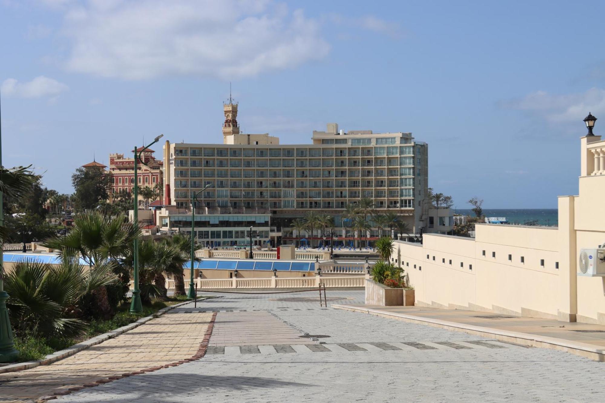 Luxury Mamoura Private Daire