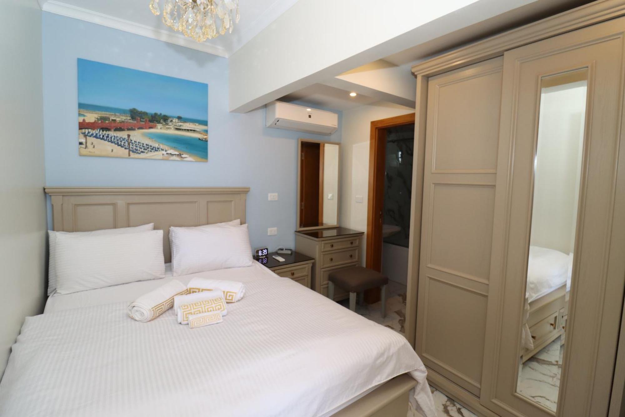 Apartment Luxury Mamoura Private Alexandria
